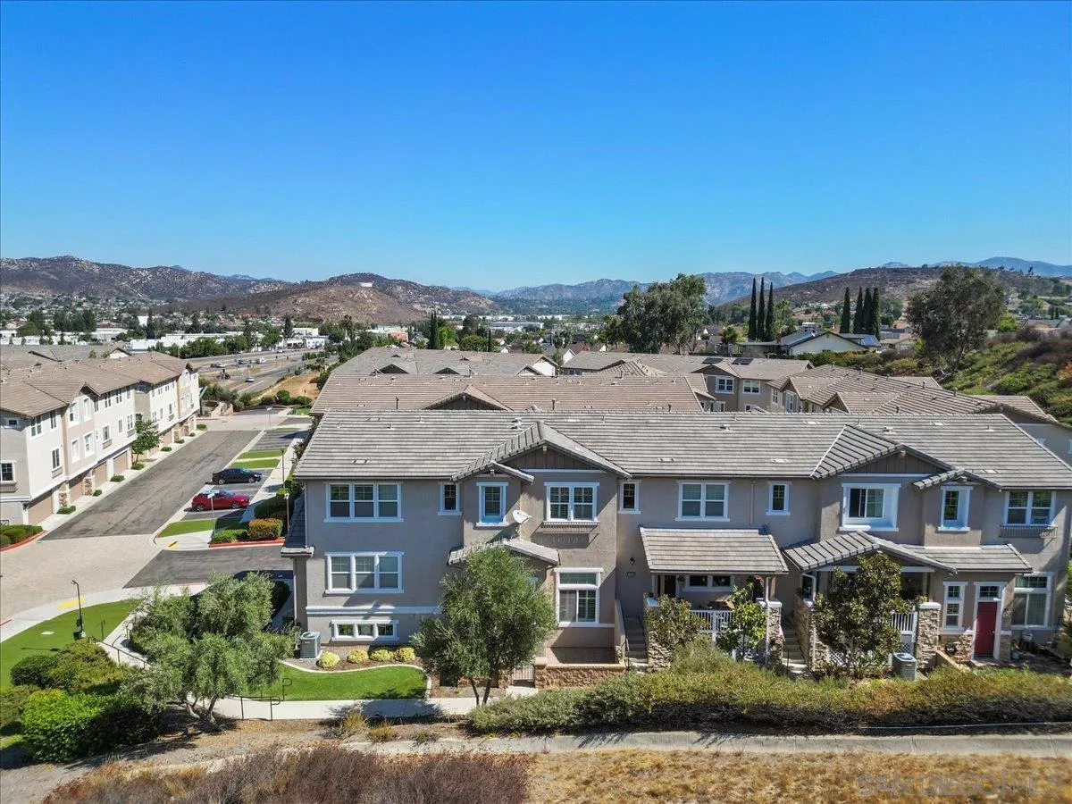 https://cdn.realtyfeed.com/cdn/127/250038659/2fbf9c934c98065144c5f428a6c86afc.webp