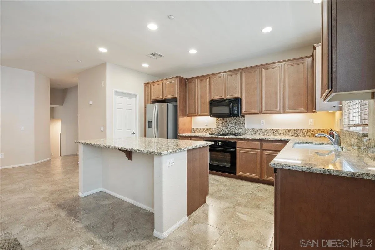 https://cdn.realtyfeed.com/cdn/127/250038659/a434e25a0f7586ce63c057c523e85628.webp