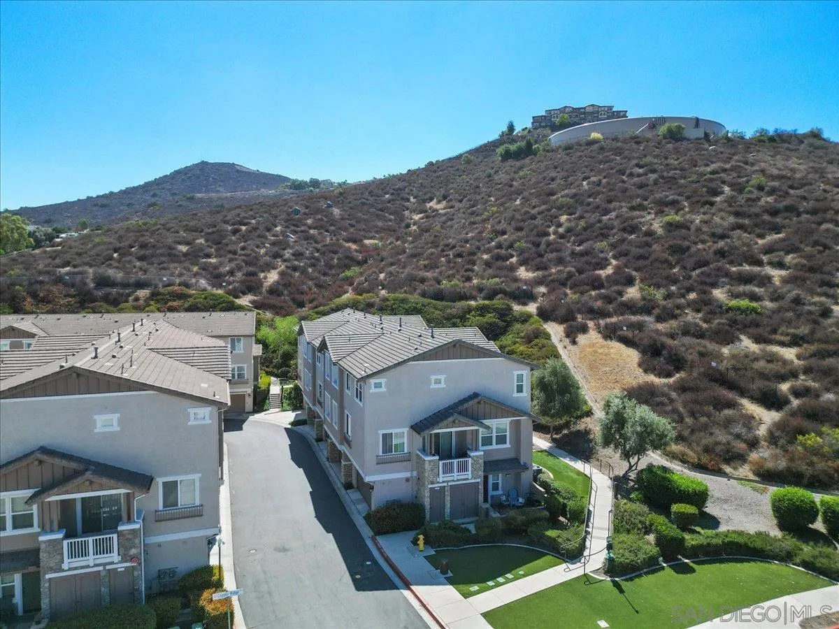 https://cdn.realtyfeed.com/cdn/127/250038659/a82fd59c50b862abceb983d402fca24f.webp