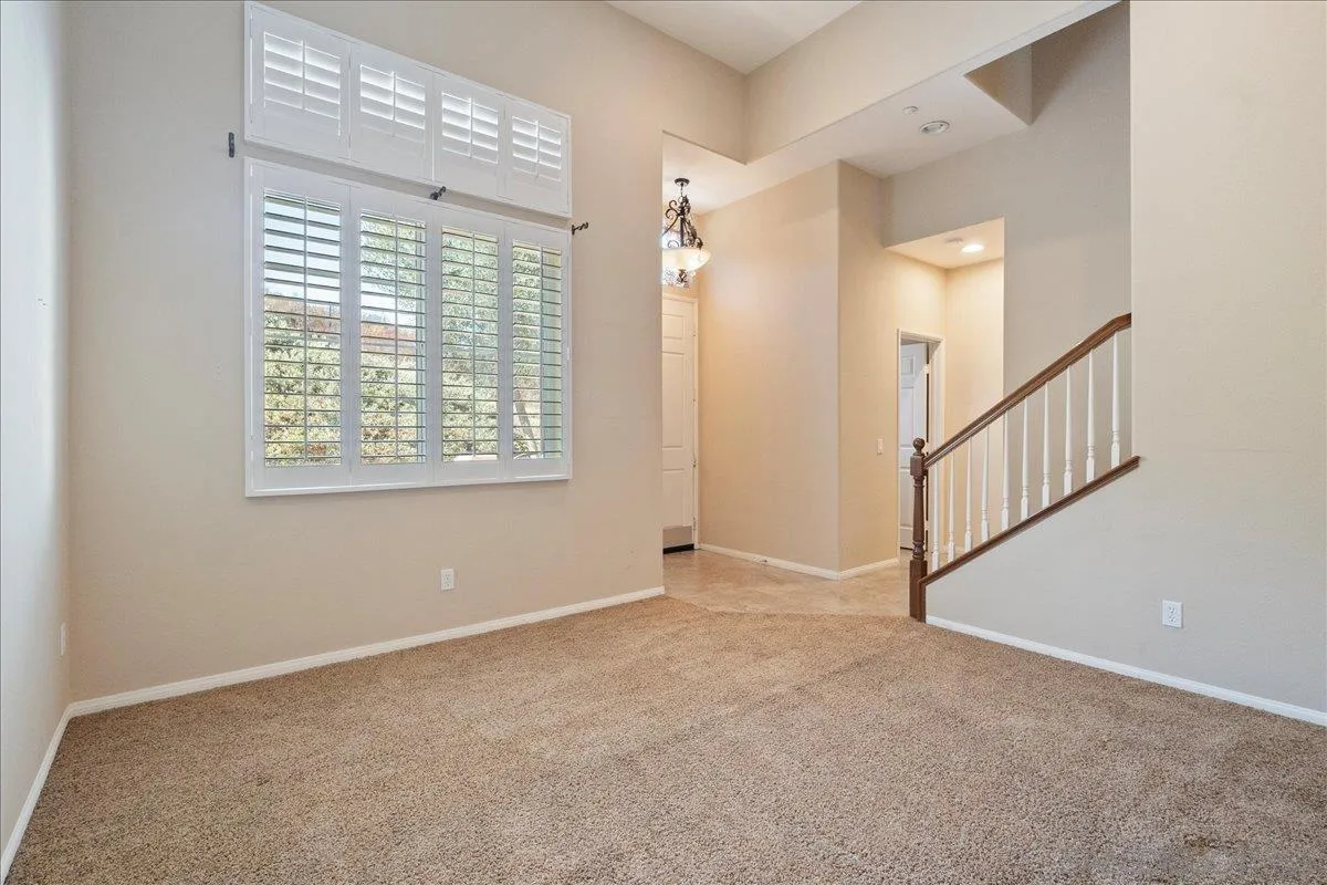https://cdn.realtyfeed.com/cdn/127/250038659/cbafb44e8a65cf6175fe3b5c564ad7e4.webp