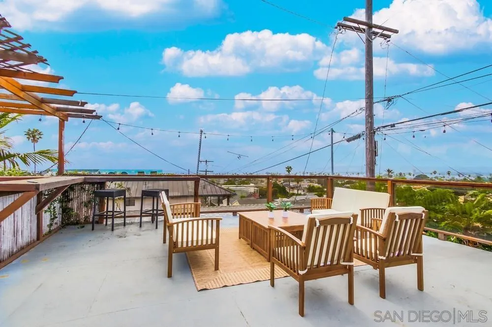 https://cdn.realtyfeed.com/cdn/127/250038671/11a2657e6d4c53949bc9de57f955141d.webp