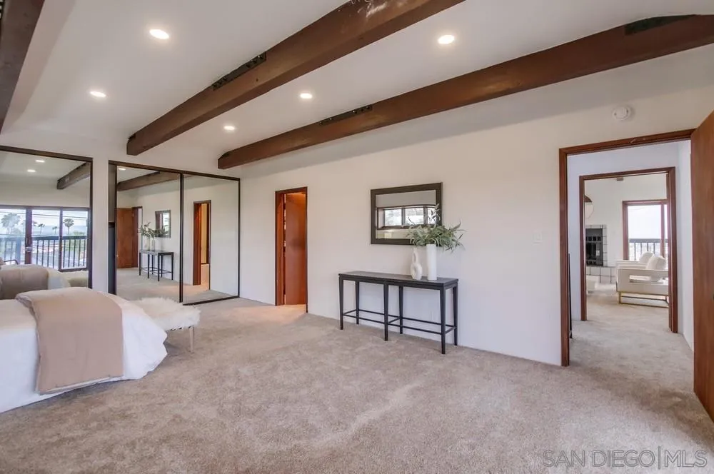 https://cdn.realtyfeed.com/cdn/127/250038671/e657e797c61bc2fd9adceddc45f6a8c3.webp