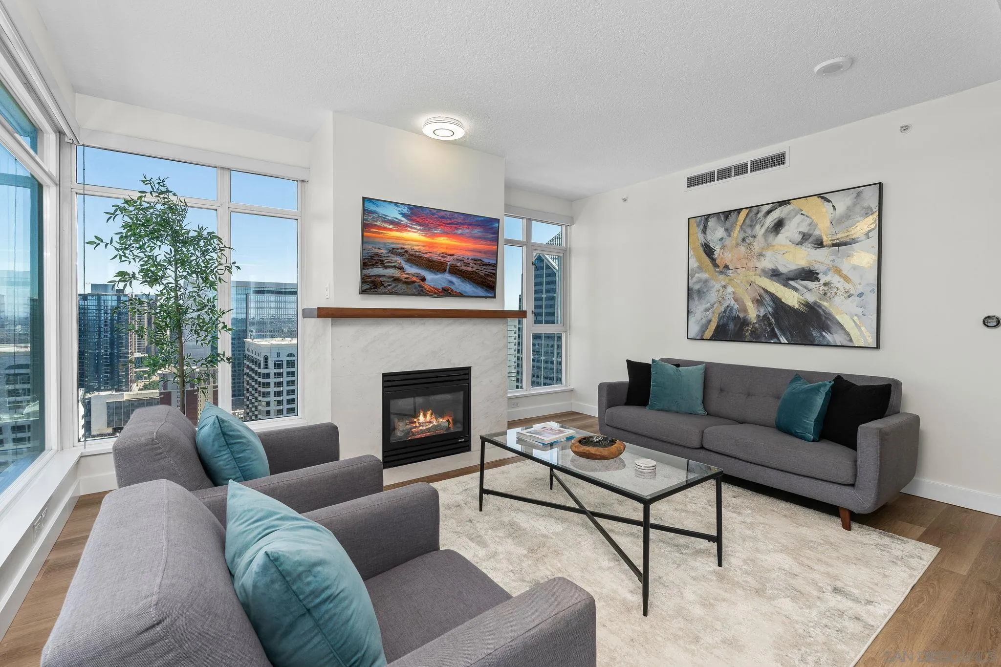 Photo #2: 250038672 Listing 
