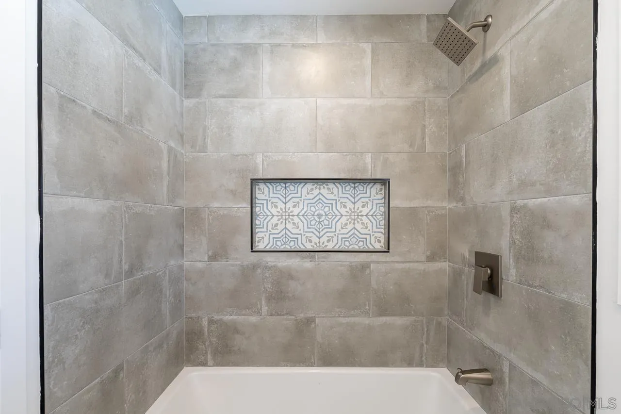 https://cdn.realtyfeed.com/cdn/127/250038674/d22e69e2357f0bb63a82bd68737e94c9.webp