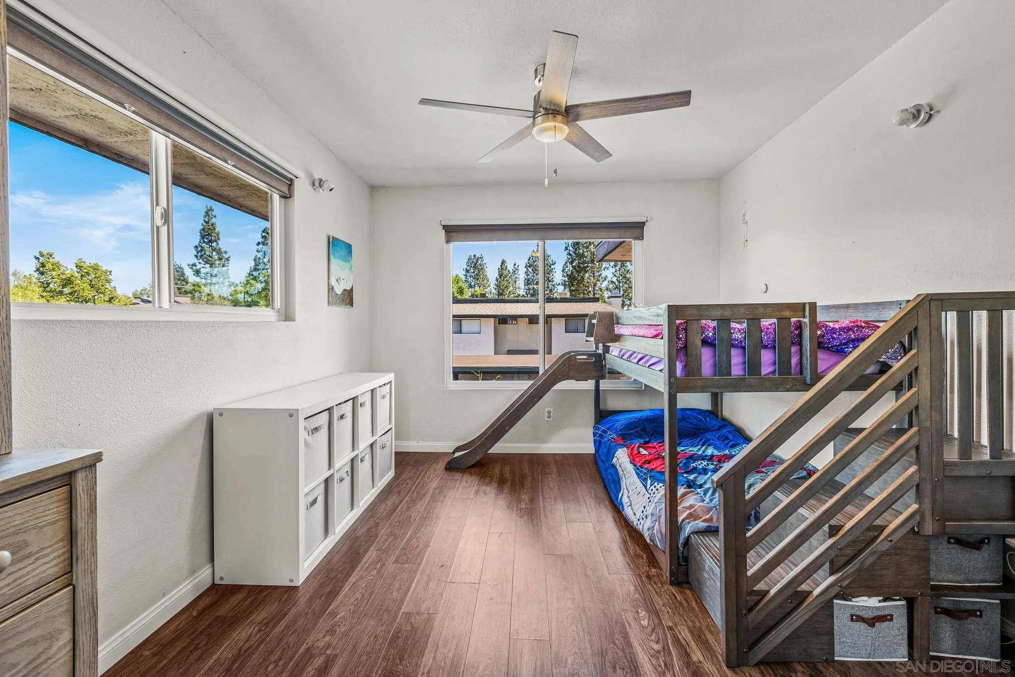 https://cdn.realtyfeed.com/cdn/127/250038678/b946a3df1a8748830bbe9bbf528782e5.webp