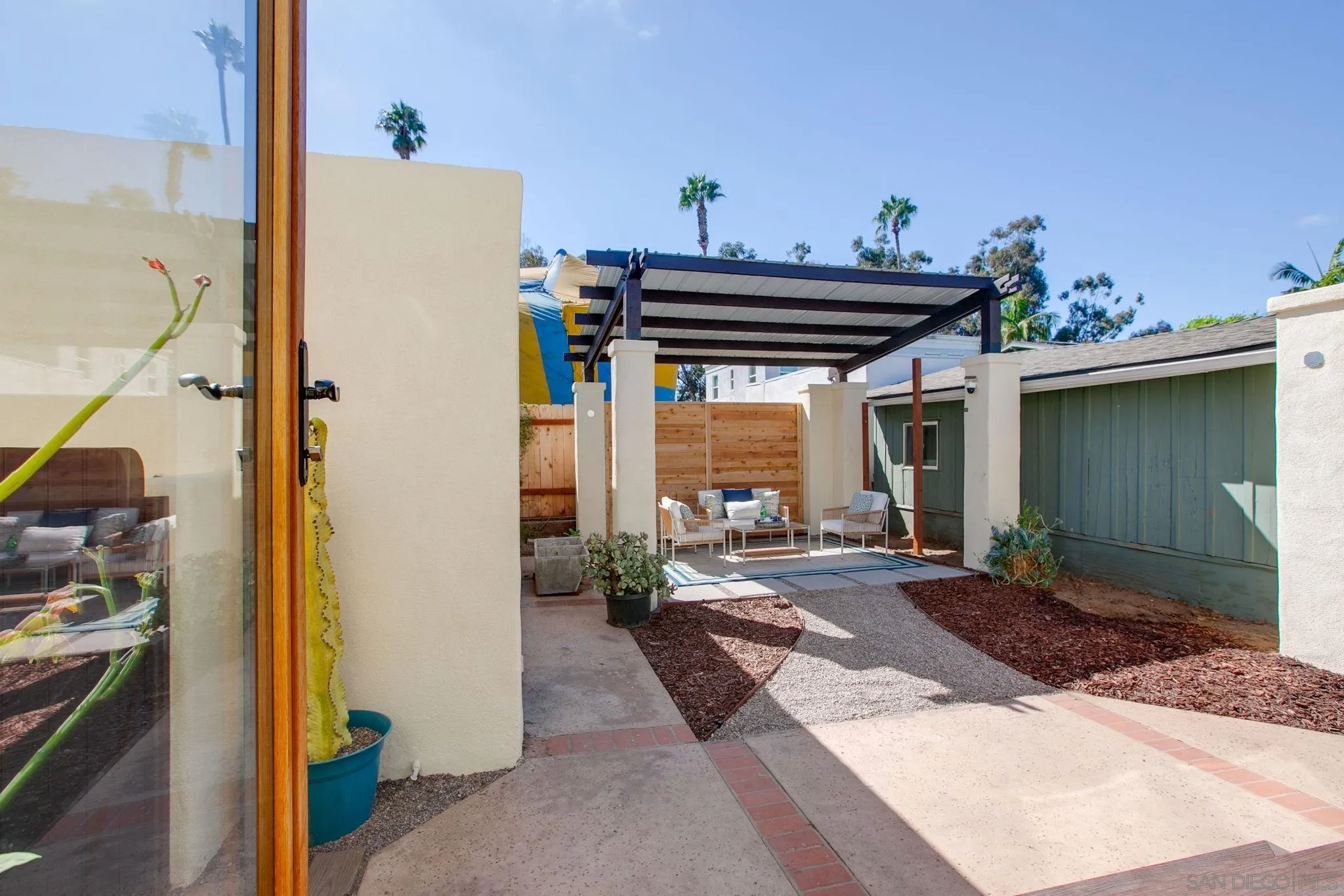 https://cdn.realtyfeed.com/cdn/127/250038680/068b88e1192676cbc6898e5c33e90a93.webp