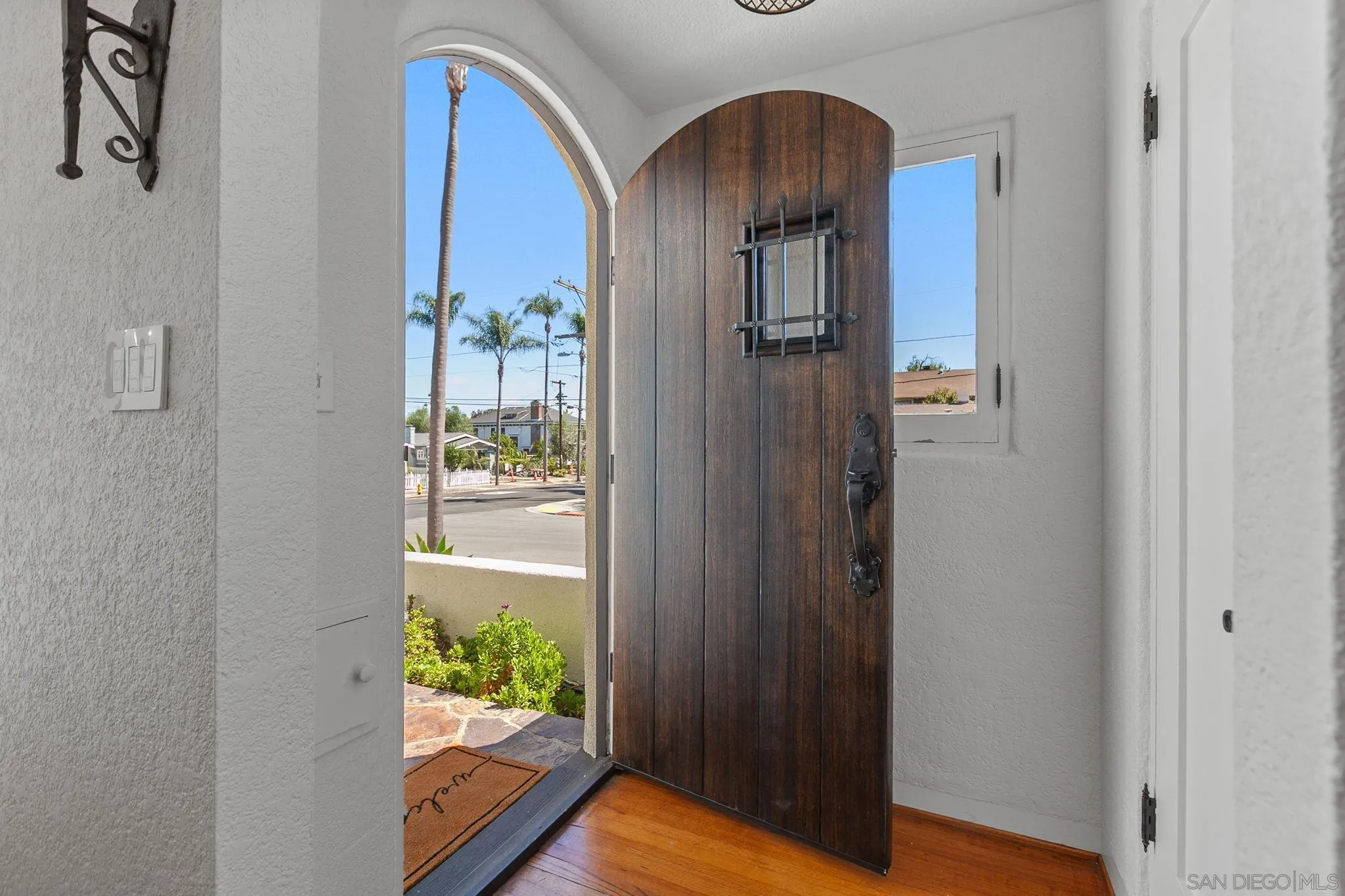 https://cdn.realtyfeed.com/cdn/127/250038680/44c1c3d7490be9e77504e0aa10bd9a20.webp