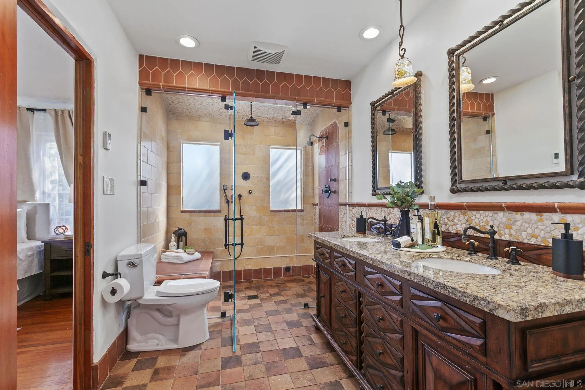 https://cdn.realtyfeed.com/cdn/127/250038680/f6daceec976b851ad36837a97f18f98f.webp
