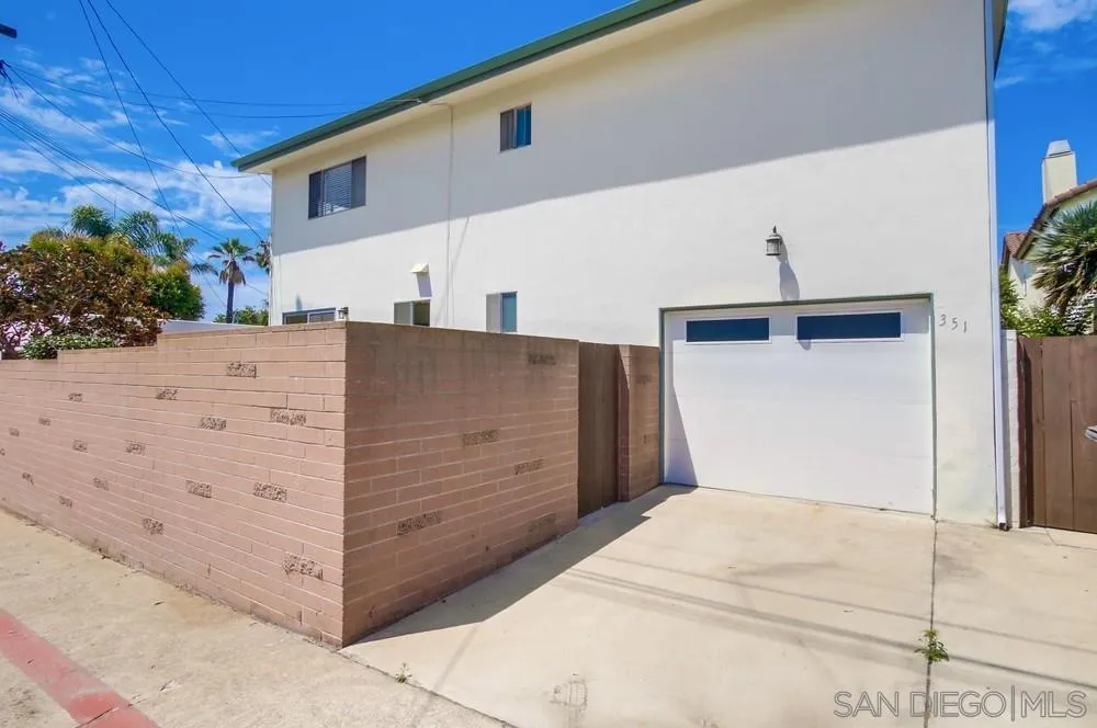 https://cdn.realtyfeed.com/cdn/127/250038686/0c33c9e4051e01a6d60b1b8fdc3ebf49.webp
