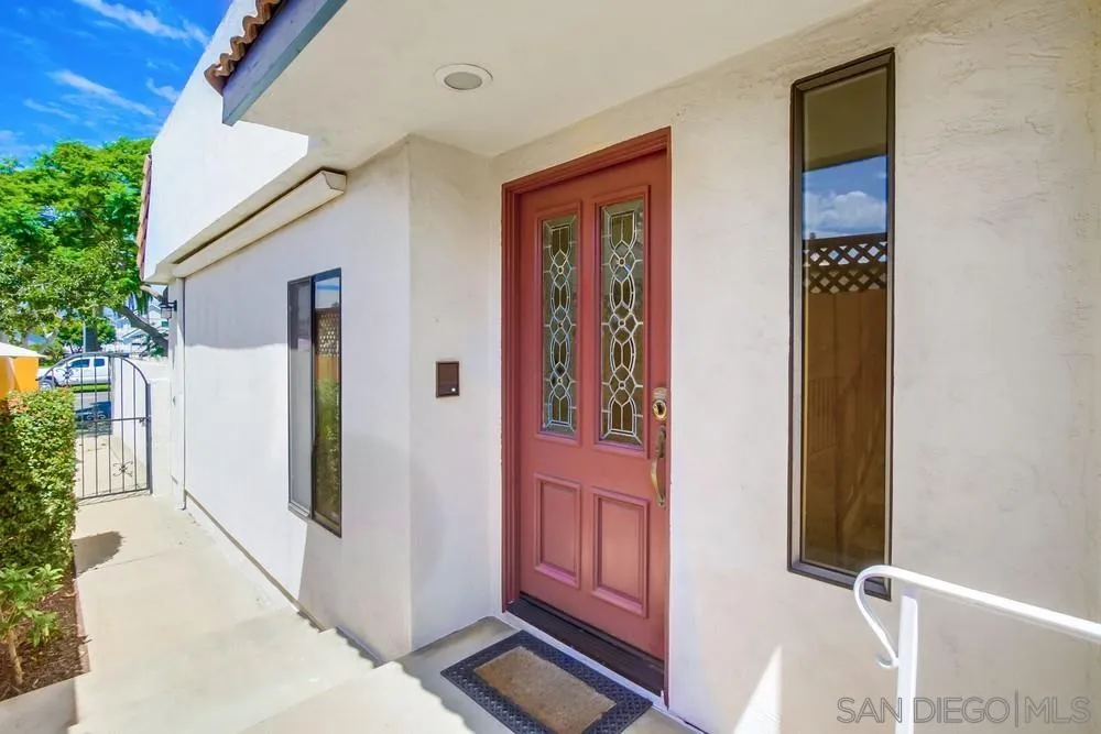 https://cdn.realtyfeed.com/cdn/127/250038686/fc1fad85076aea5faa7d28ccd22c6d03.webp