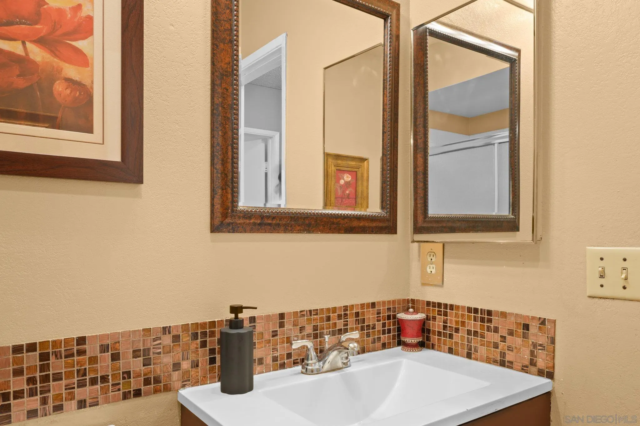 https://cdn.realtyfeed.com/cdn/127/250038692/fa2aa010c0ae12eb1f5d76c0aaeb2aa5.webp