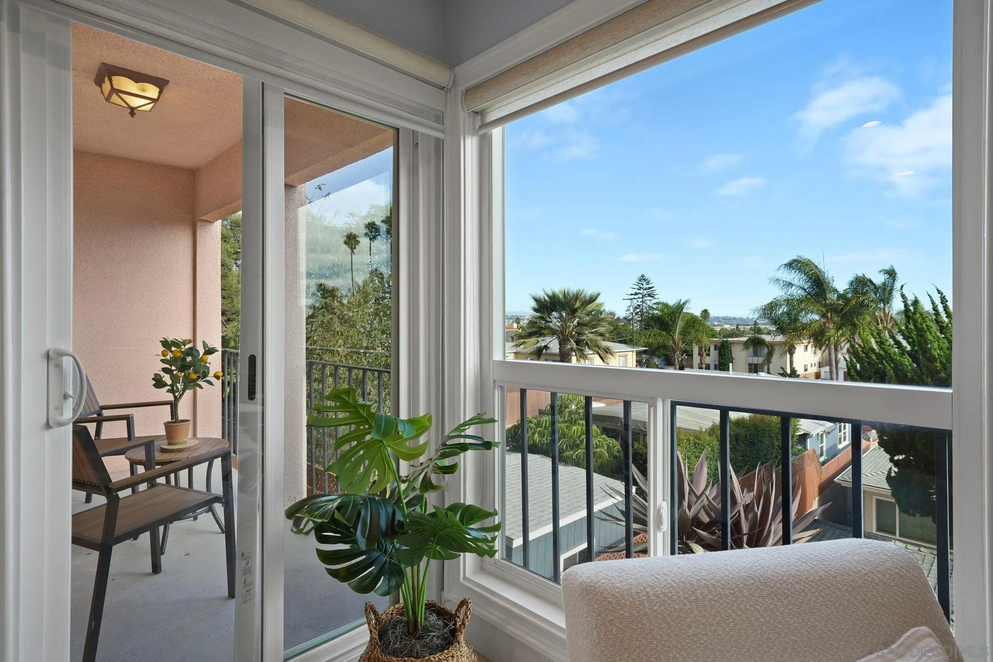 https://cdn.realtyfeed.com/cdn/127/250038694/c32e17909e17d5e0e1de6737abacb363.webp