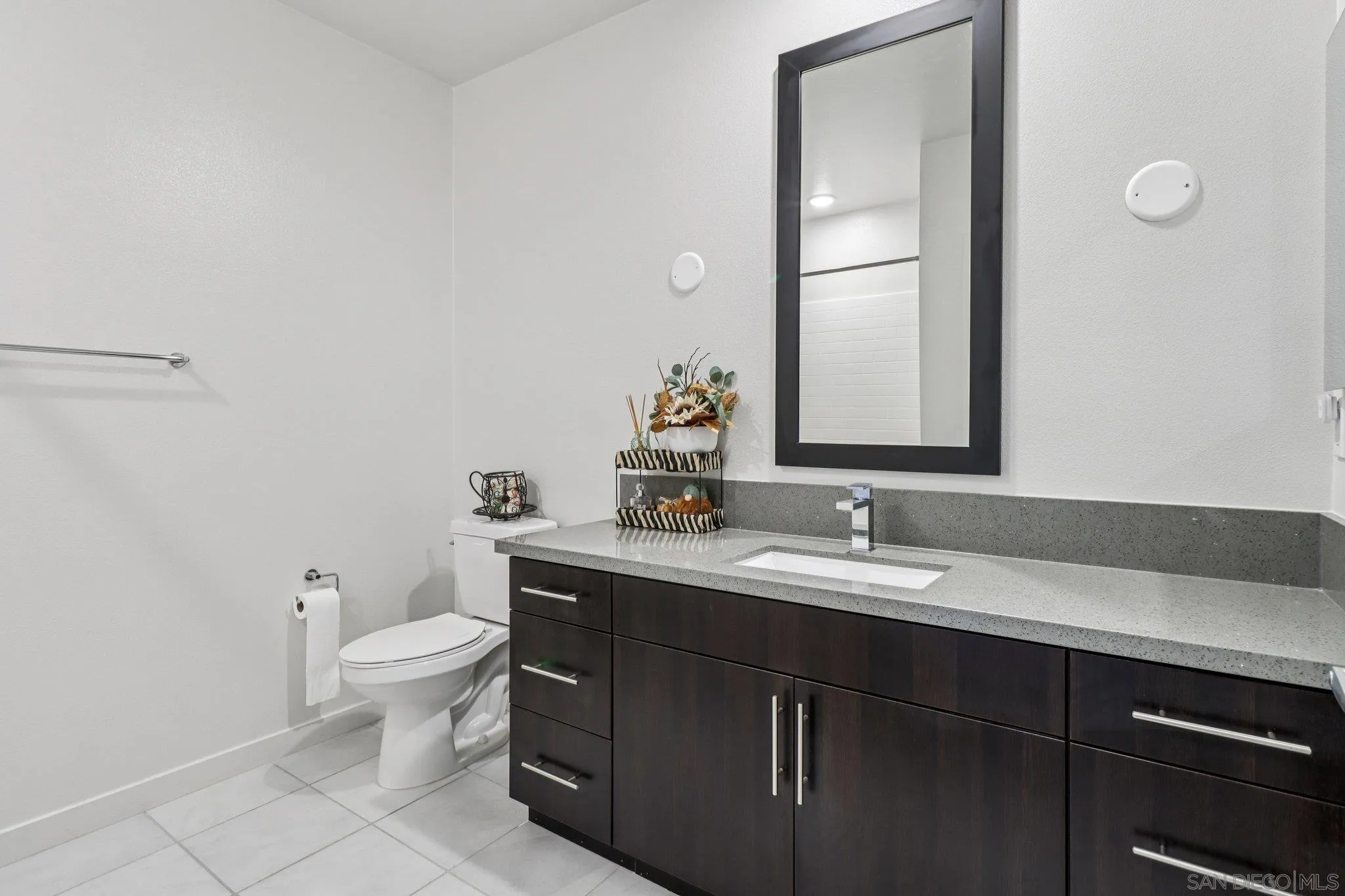 https://cdn.realtyfeed.com/cdn/127/250038700/363c5dd90122b3e14cb924147dfbff54.webp