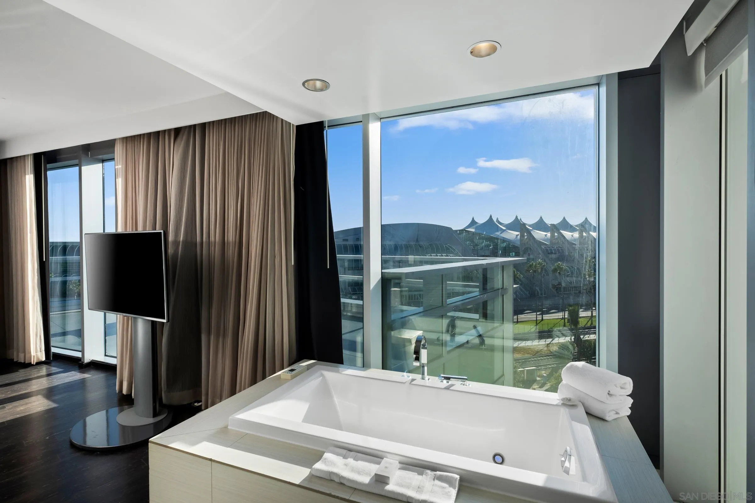 207 5th Ave UNIT&nbsp;702, San Diego, CA, 92101