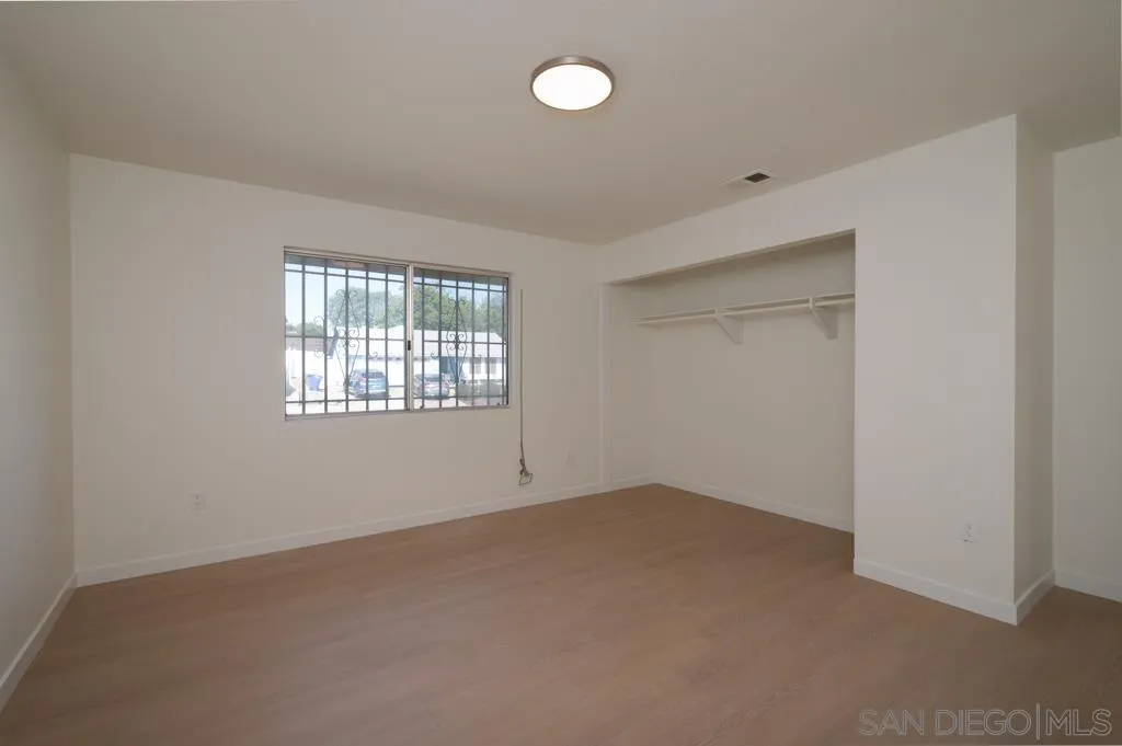 https://cdn.realtyfeed.com/cdn/127/250038706/89d90eccbbfee6a5ae38e19a6f837f73.webp