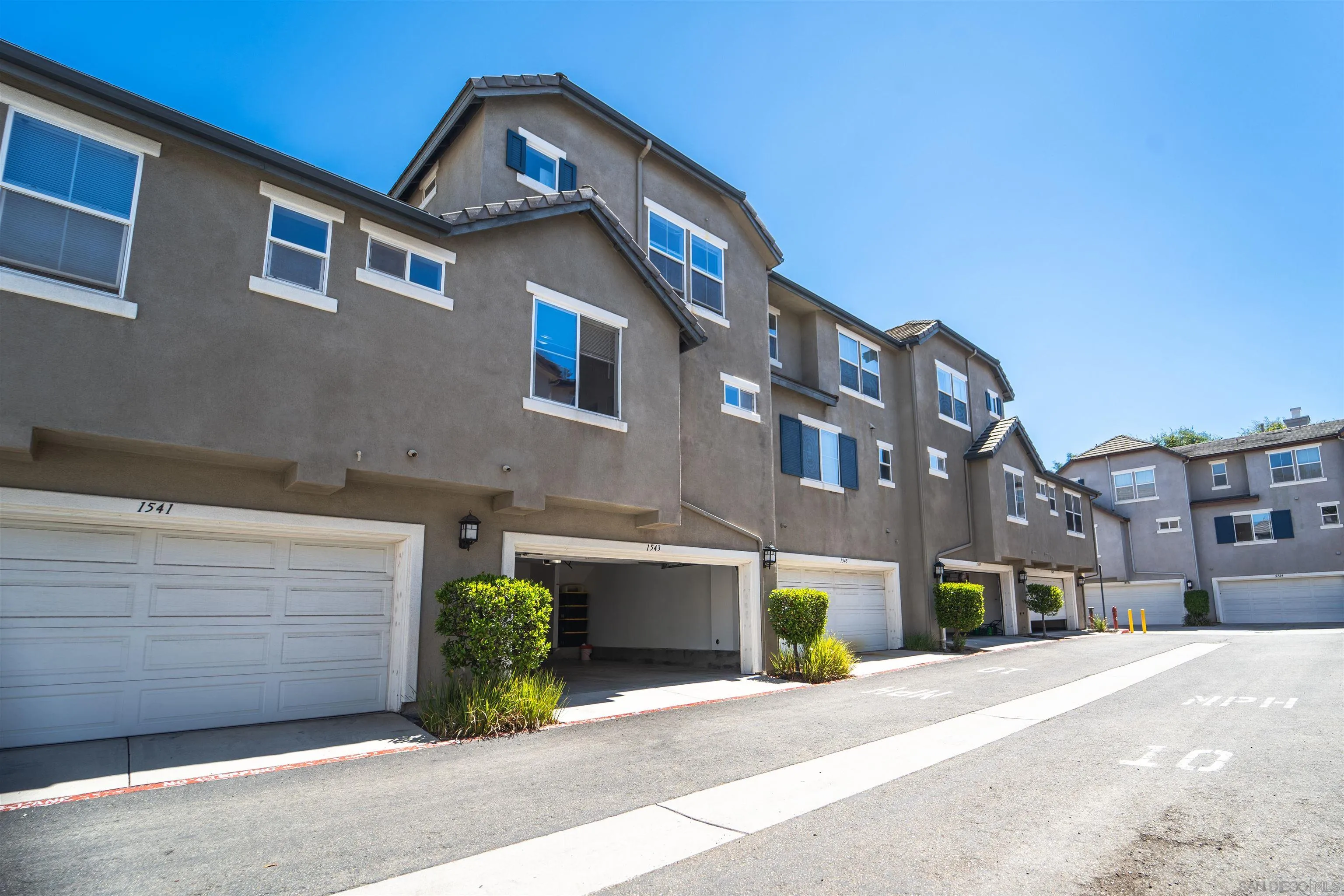 https://cdn.realtyfeed.com/cdn/127/250038710/1ab9ccbca557a513dd5c73bd1cb4468b.webp