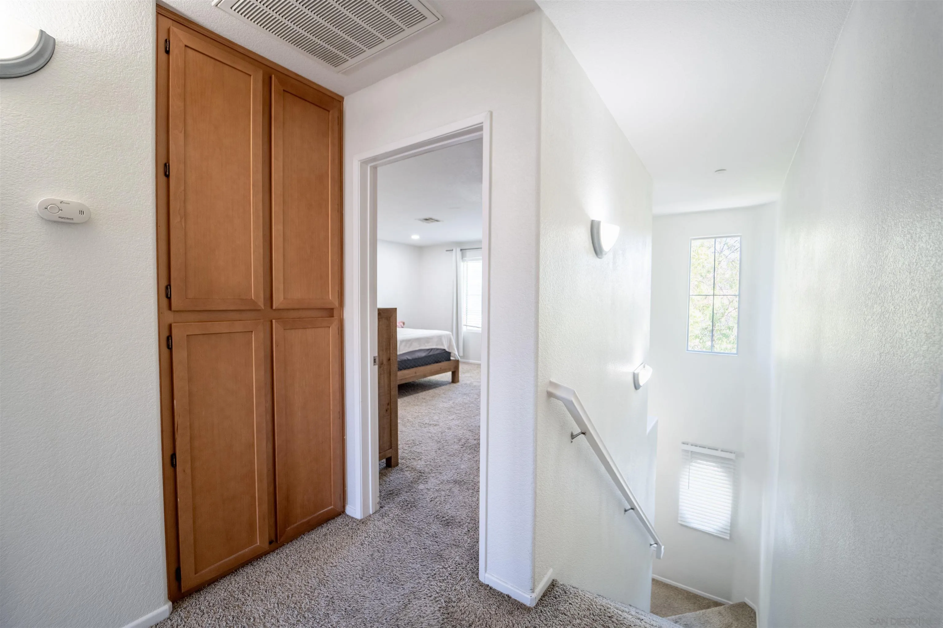 https://cdn.realtyfeed.com/cdn/127/250038710/d6f98d216735bffe36392a9c3940e5a7.webp