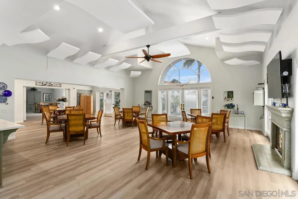https://cdn.realtyfeed.com/cdn/127/250038711/1231b9df869bae5816a29cb829dffd4d.webp