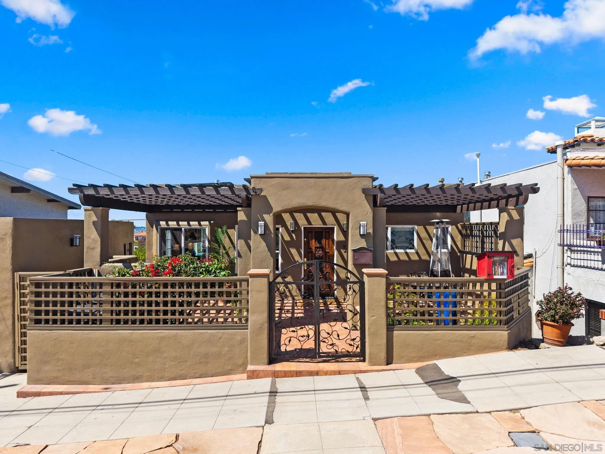 https://cdn.realtyfeed.com/cdn/127/250038714/06ebf4875c6bcb91b6d431e48cdc9230.webp