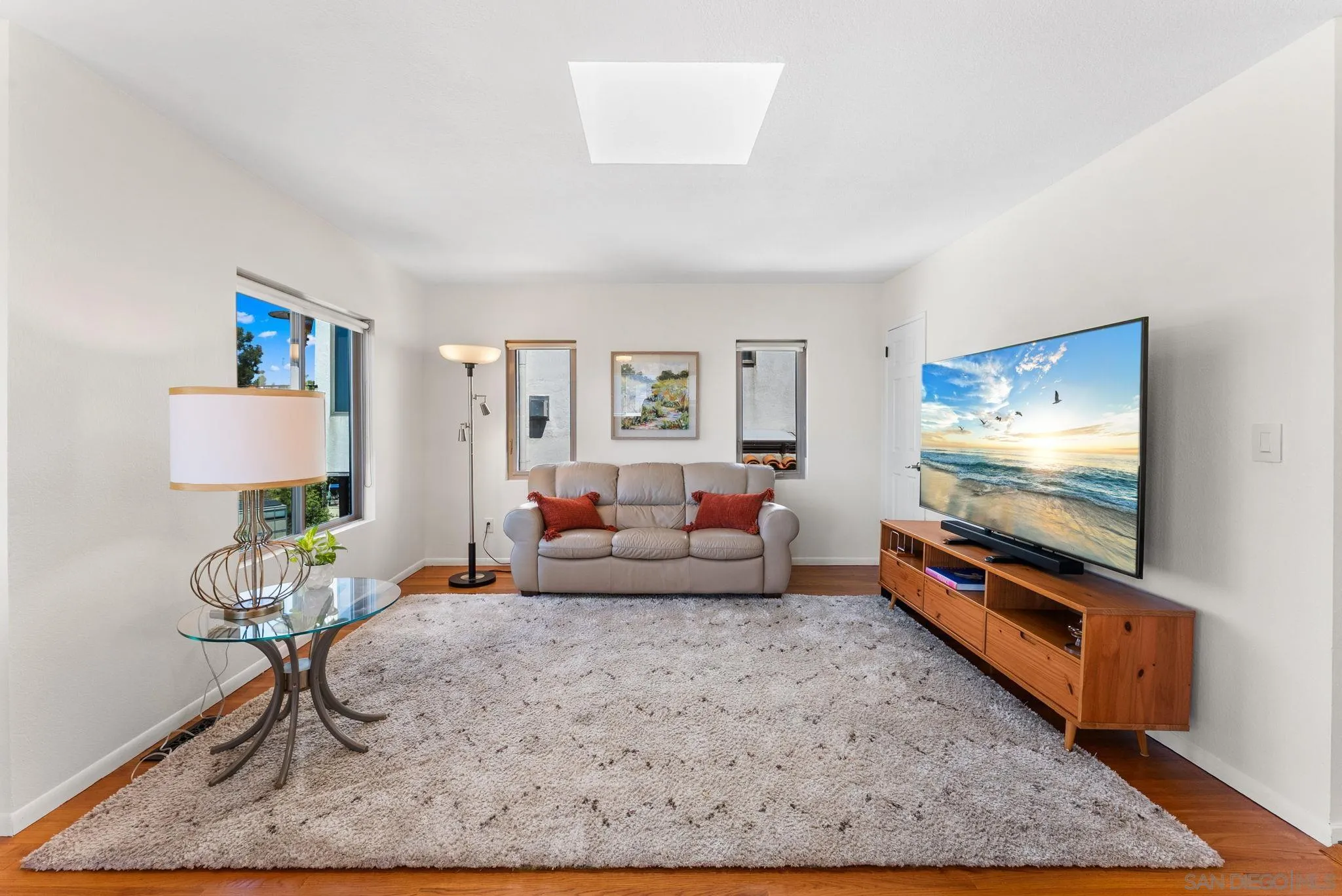https://cdn.realtyfeed.com/cdn/127/250038714/65e575434fccee28a2acf91ce61b43b1.webp