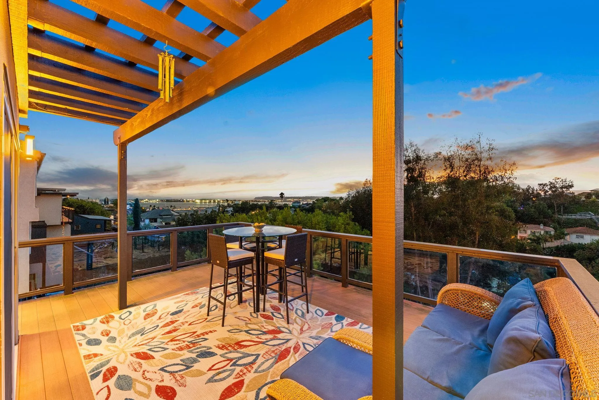 https://cdn.realtyfeed.com/cdn/127/250038714/f8c28d8f90e6a0baf685f9d5fa7e8347.webp