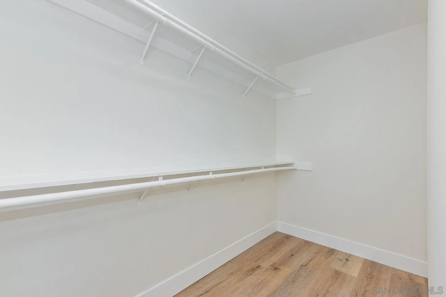 https://cdn.realtyfeed.com/cdn/127/250038729/3707a32e6c4d1cf1e87fbcfd5a6a50e5.webp
