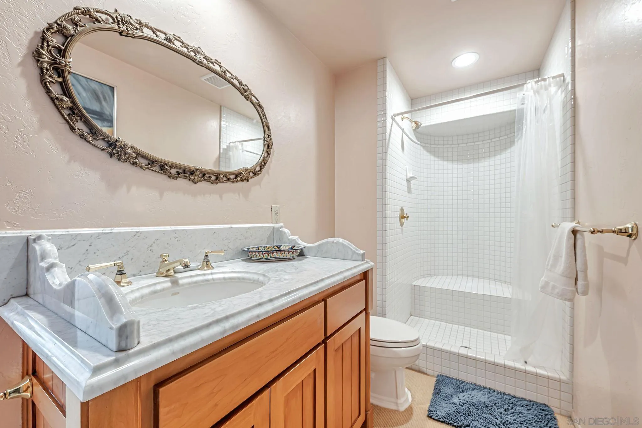 https://cdn.realtyfeed.com/cdn/127/250038735/44b2ca67c6c1e986164356b15d5d2a30.webp