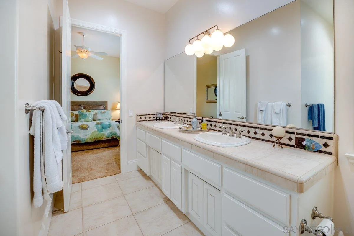 https://cdn.realtyfeed.com/cdn/127/250038736/36994d6552009552b040eacdd9b77915.webp