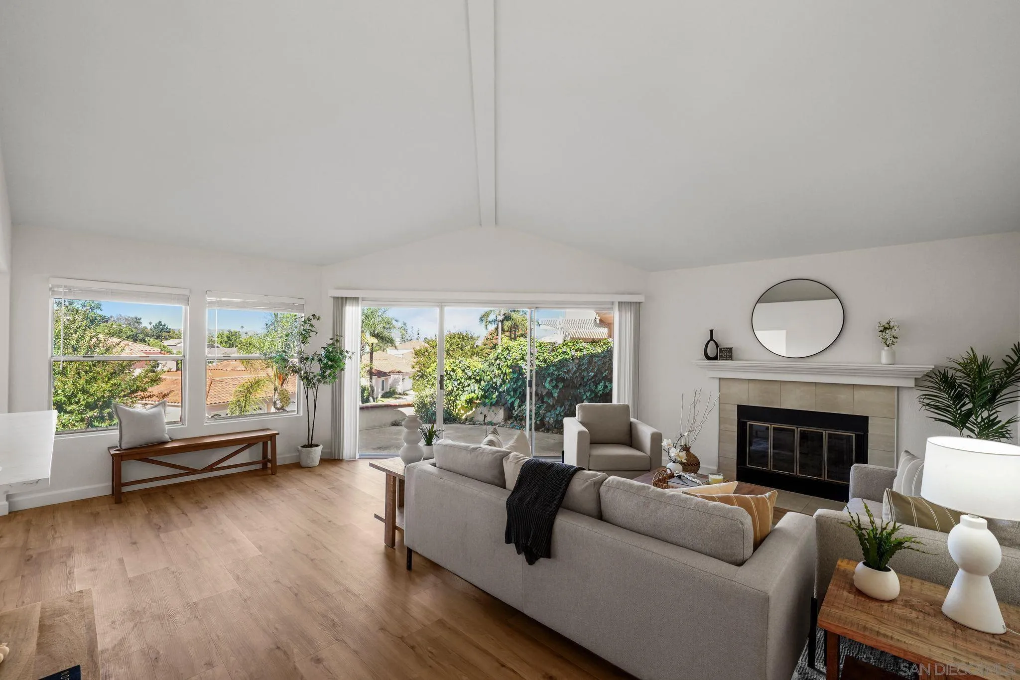 Photo #3: 250038737 Listing: Photo #3