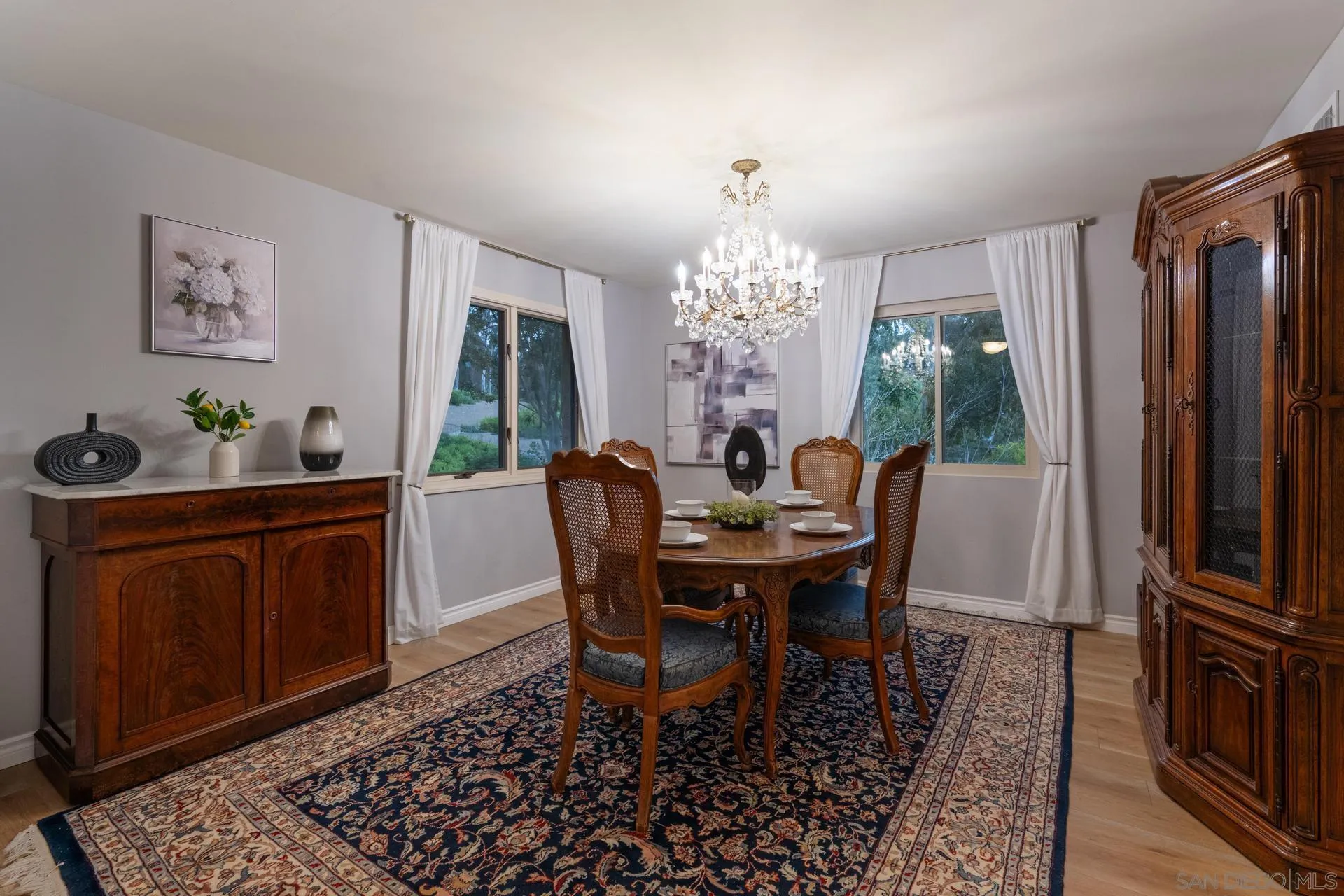https://cdn.realtyfeed.com/cdn/127/250038738/f9a51c99bb7b888e01ef09ef9a3099e3.webp