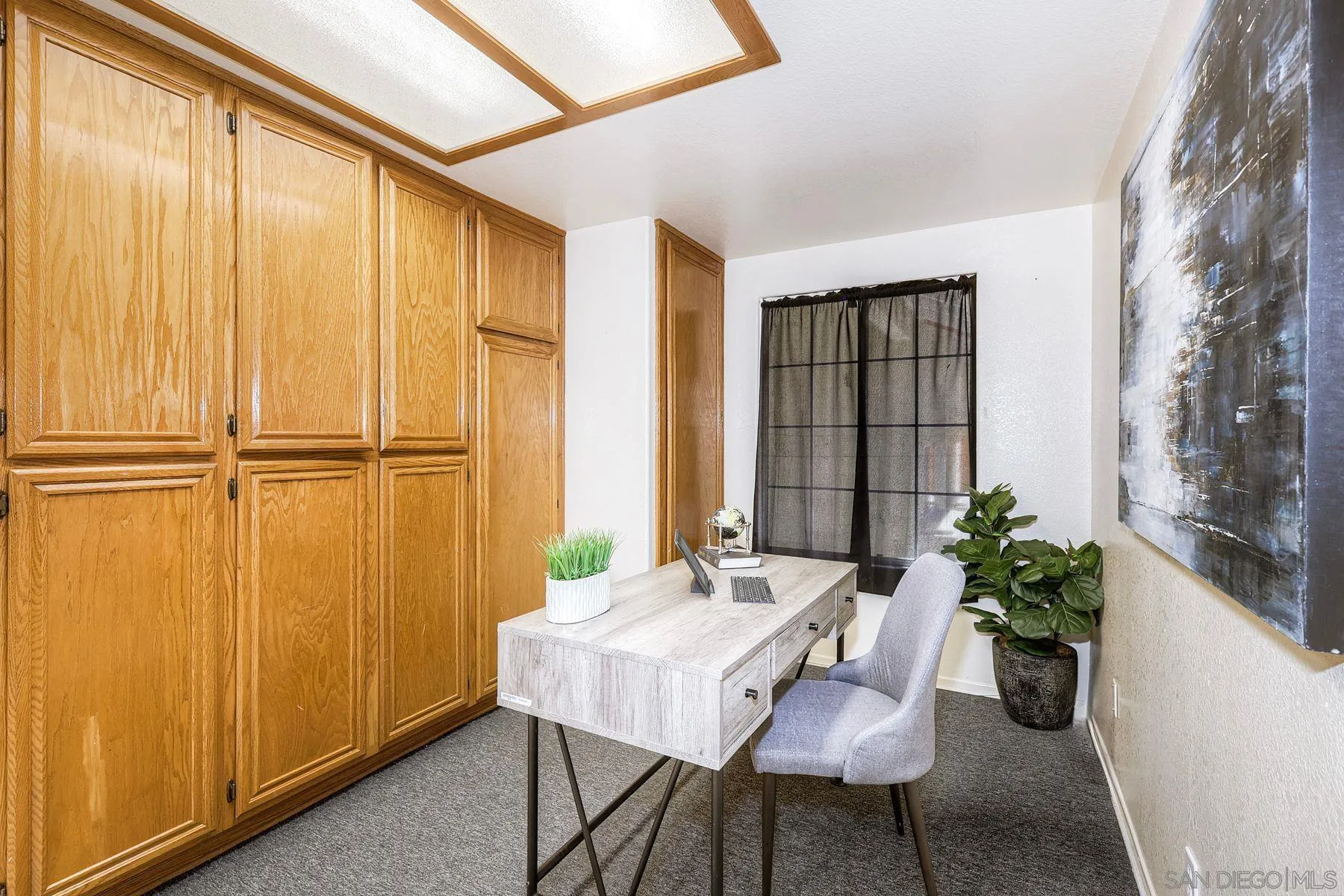 https://cdn.realtyfeed.com/cdn/127/250038739/8c06378b6f7d69d413e3087533e4031c.webp