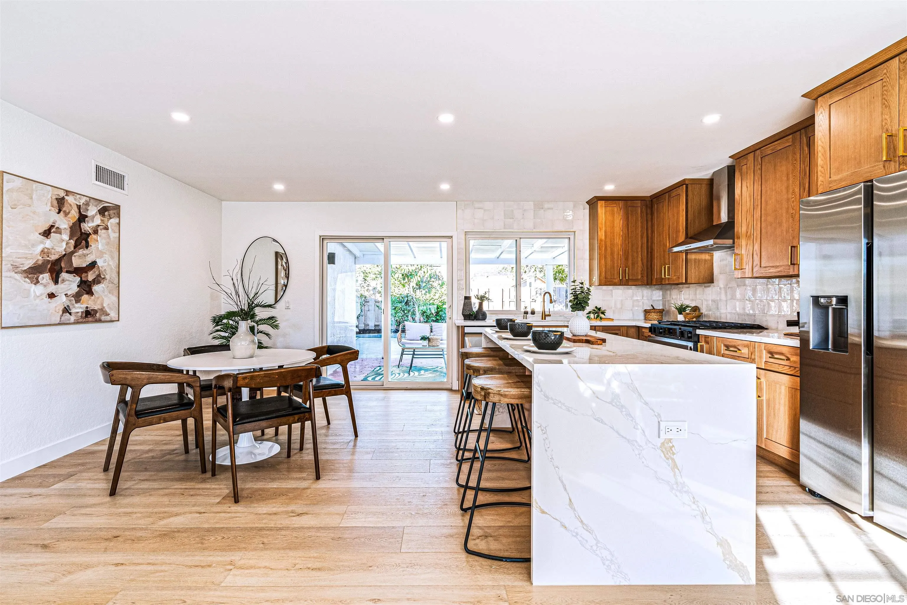 https://cdn.realtyfeed.com/cdn/127/250038740/d6c41e00d0d113b44d8c2547efa90cf2.webp