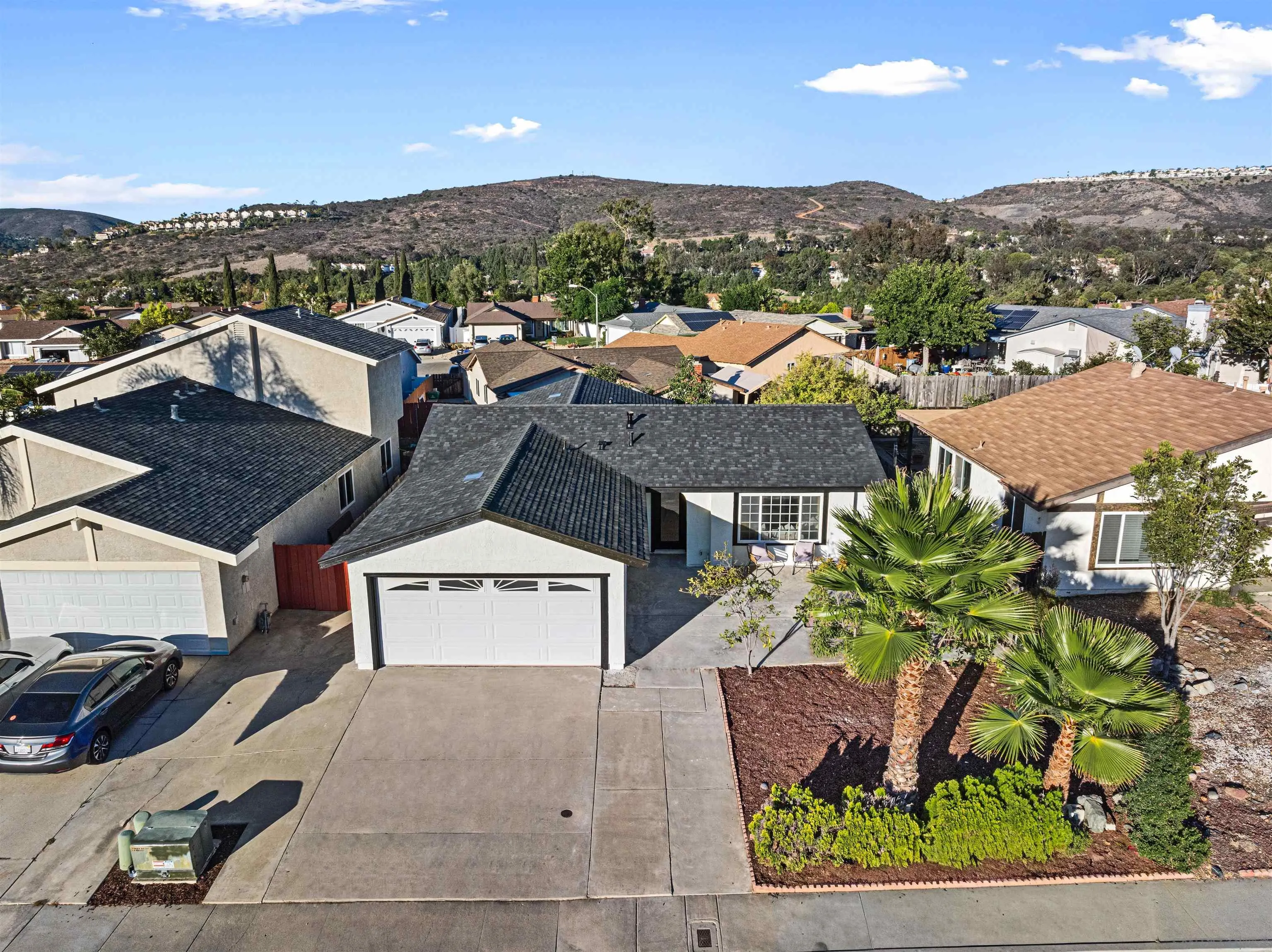 https://cdn.realtyfeed.com/cdn/127/250038740/e7511d03d2a5ac2dfdf45cc3e9b52dce.webp