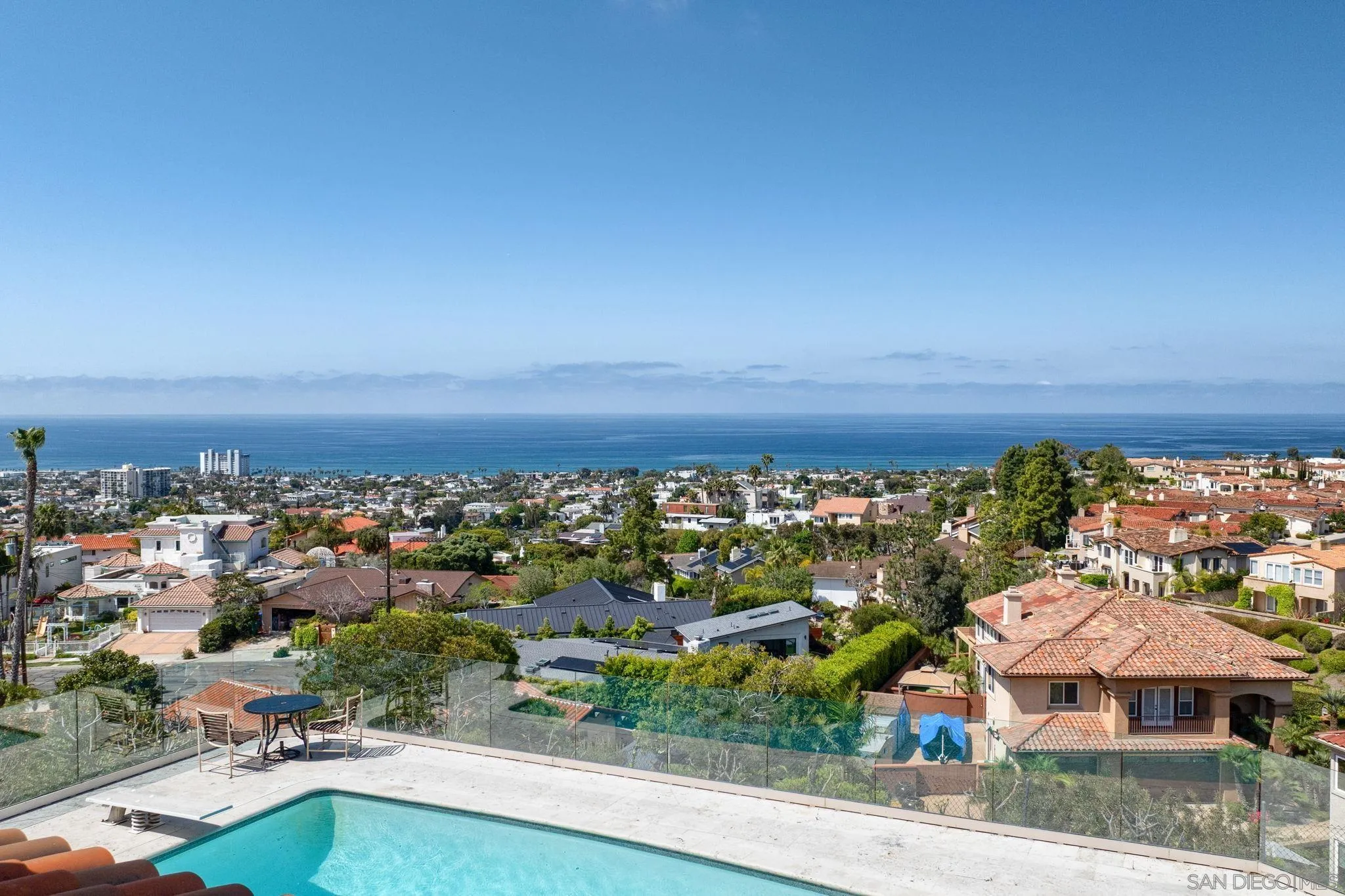 https://cdn.realtyfeed.com/cdn/127/250038741/0867841d9eb2c09040e4f3defa68c80c.webp