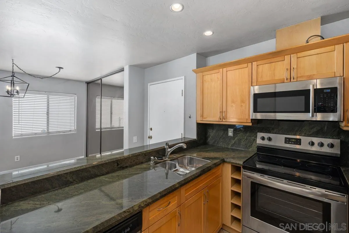 https://cdn.realtyfeed.com/cdn/127/250038743/b1025327eb3bc682c929ebf0b295b7bf.webp