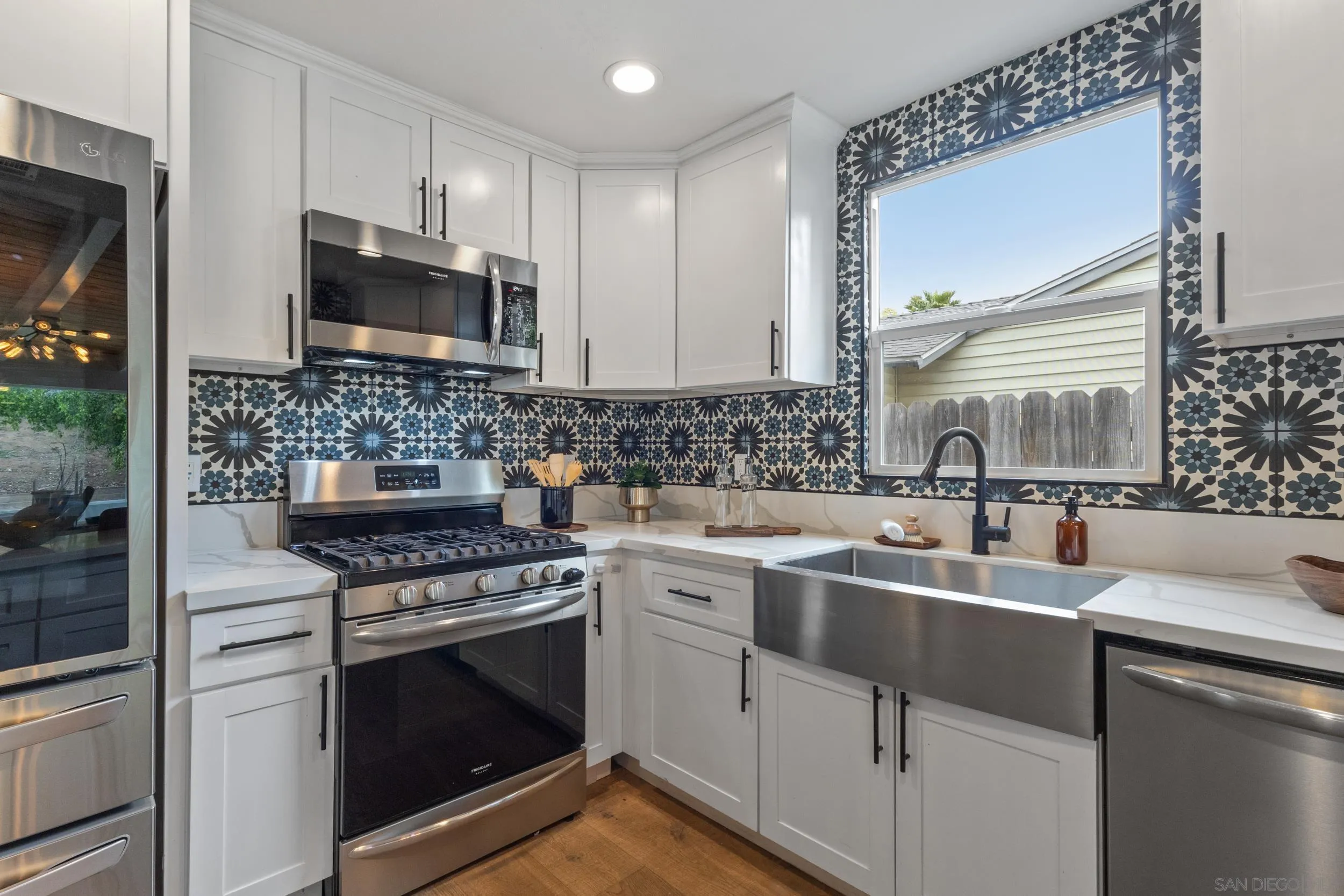 https://cdn.realtyfeed.com/cdn/127/250038745/7a0626339c405d7048a4741cfe59d02c.webp