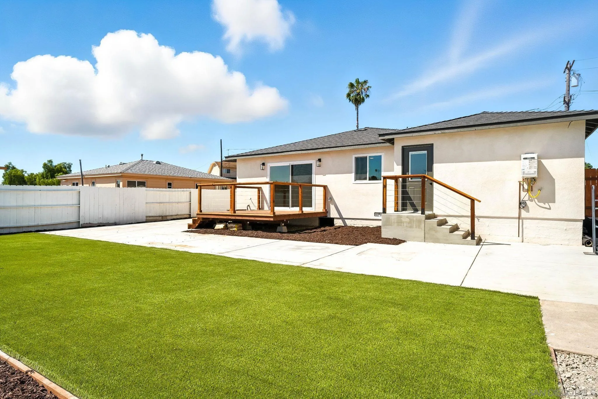 https://cdn.realtyfeed.com/cdn/127/250038750/1b2c2e7c06dba49b74de75a13101a3be.webp