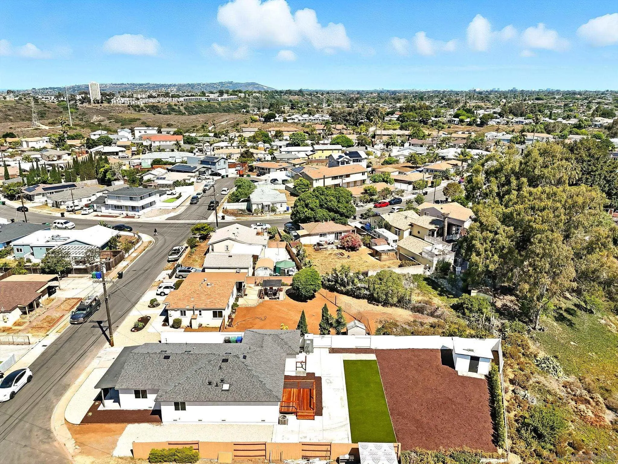https://cdn.realtyfeed.com/cdn/127/250038750/3d7ed20afef4f0e3b68d095d9e86c13c.webp