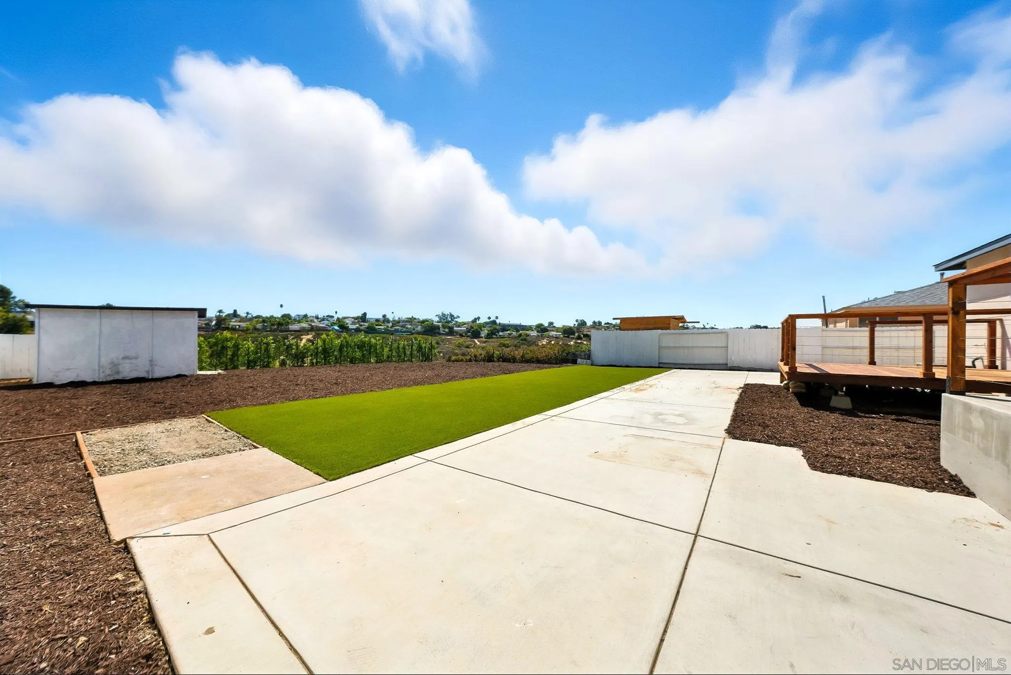 https://cdn.realtyfeed.com/cdn/127/250038750/979c8bcc31f9d42f8510a46103e9b32d.webp