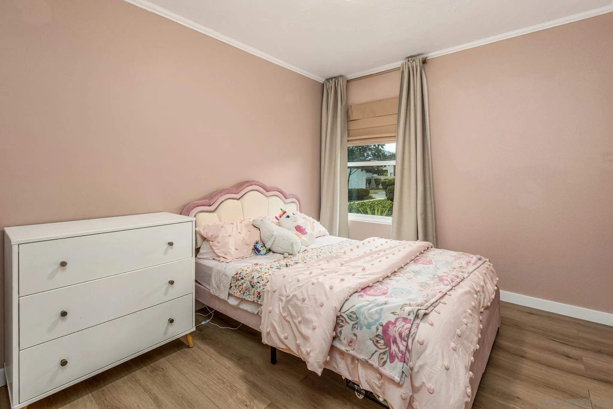 https://cdn.realtyfeed.com/cdn/127/250038756/ac8b9b822e19c65326cb3c409b12f69e.webp