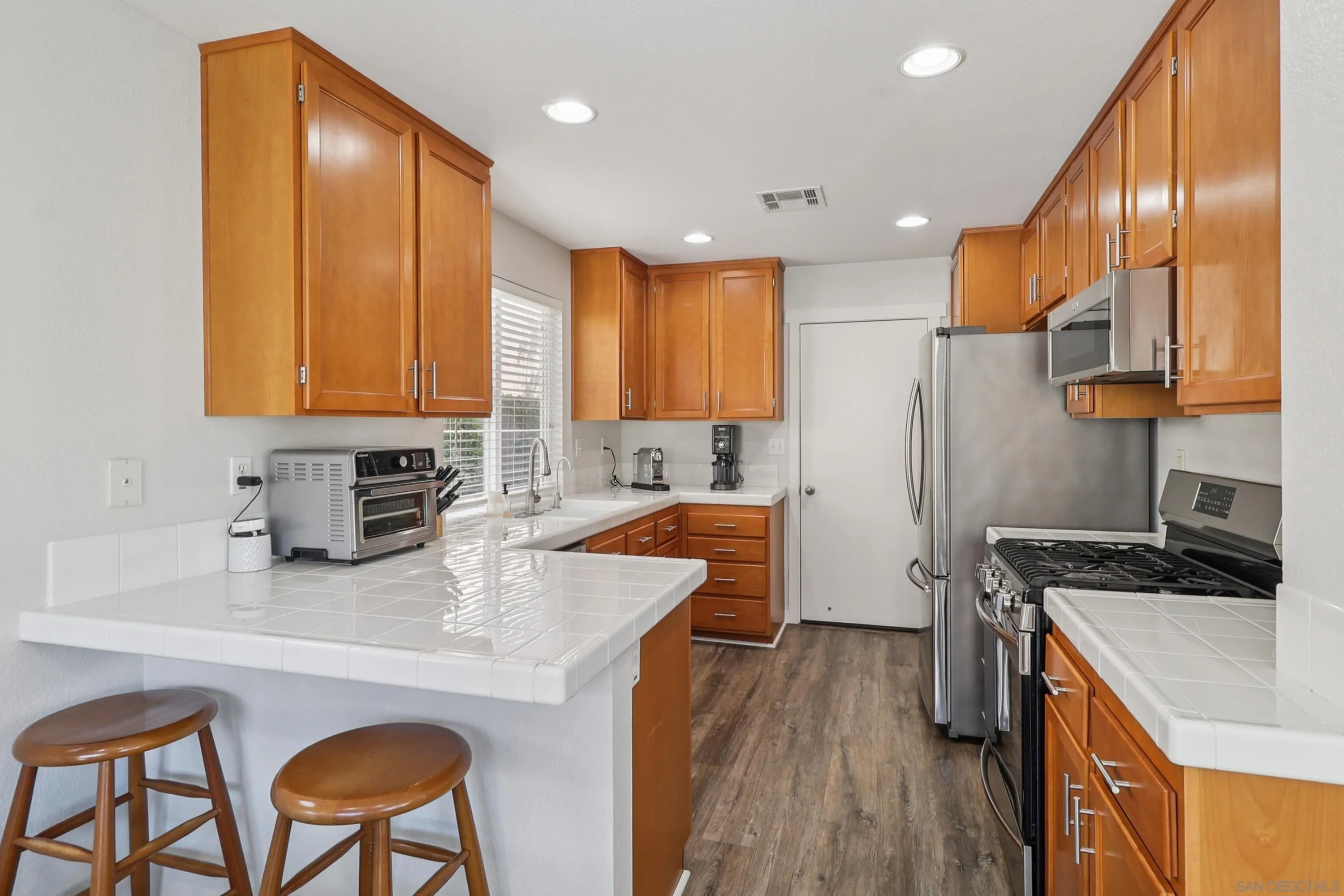 https://cdn.realtyfeed.com/cdn/127/250038759/6155e78482b2ed5a48d736d37f10ed02.webp