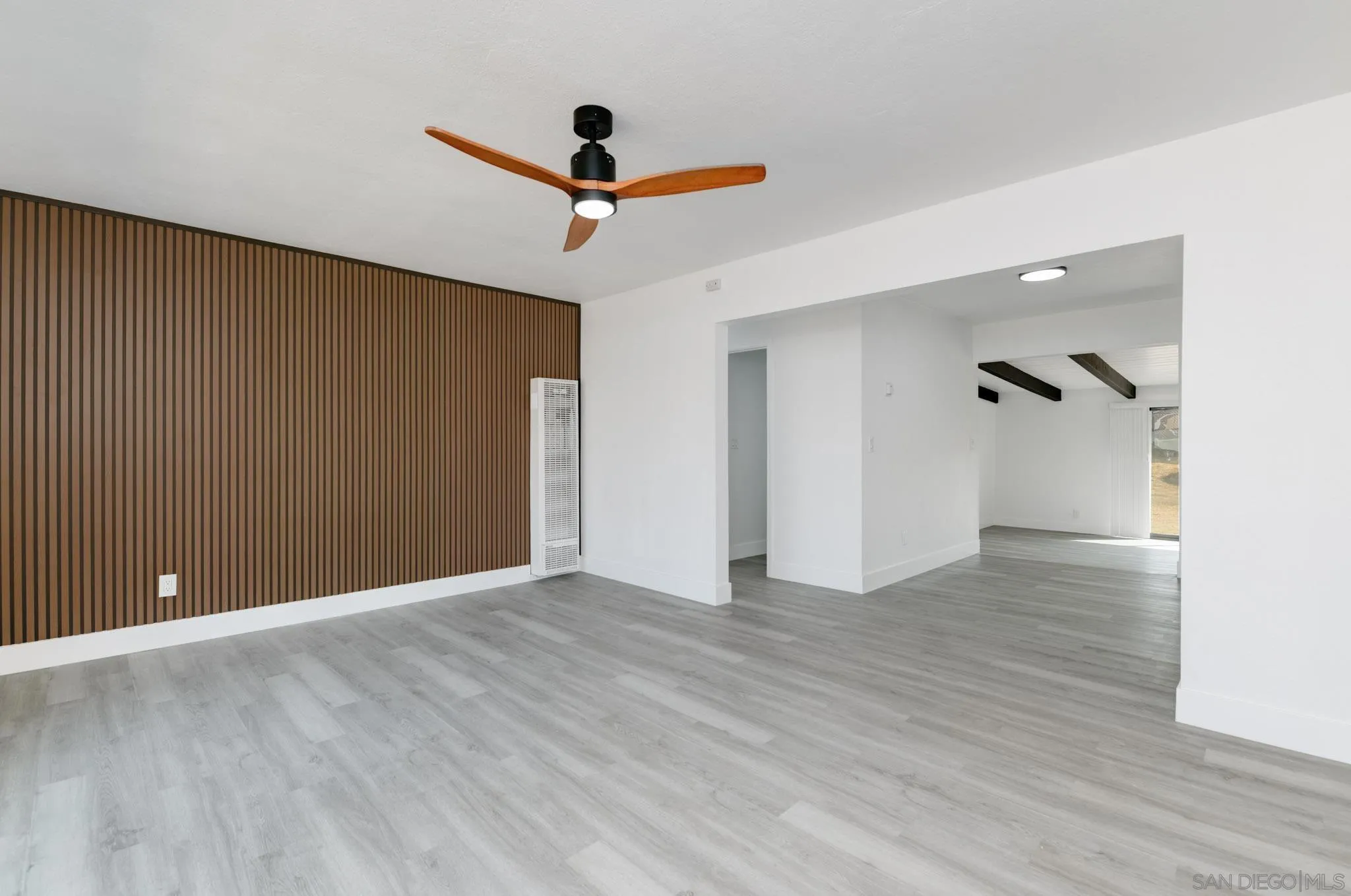 https://cdn.realtyfeed.com/cdn/127/250038766/235d2b9c5edfc79b2082fdbe247a47a5.webp