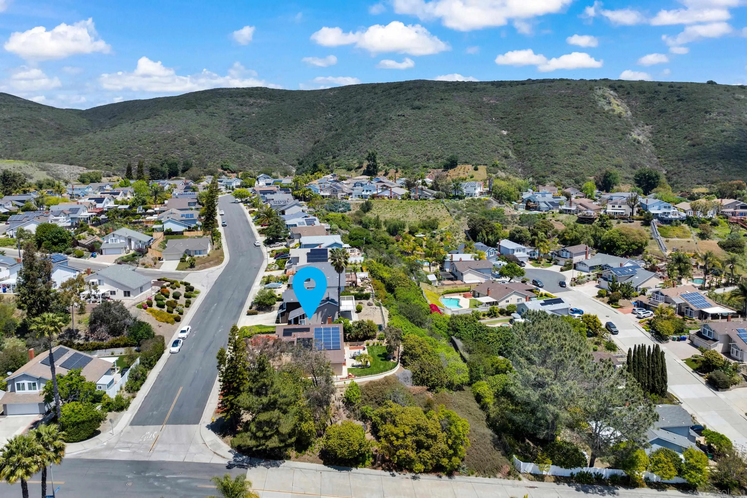 https://cdn.realtyfeed.com/cdn/127/250038767/155878f4fc5a59b4f7e7554ee671d0c7.webp