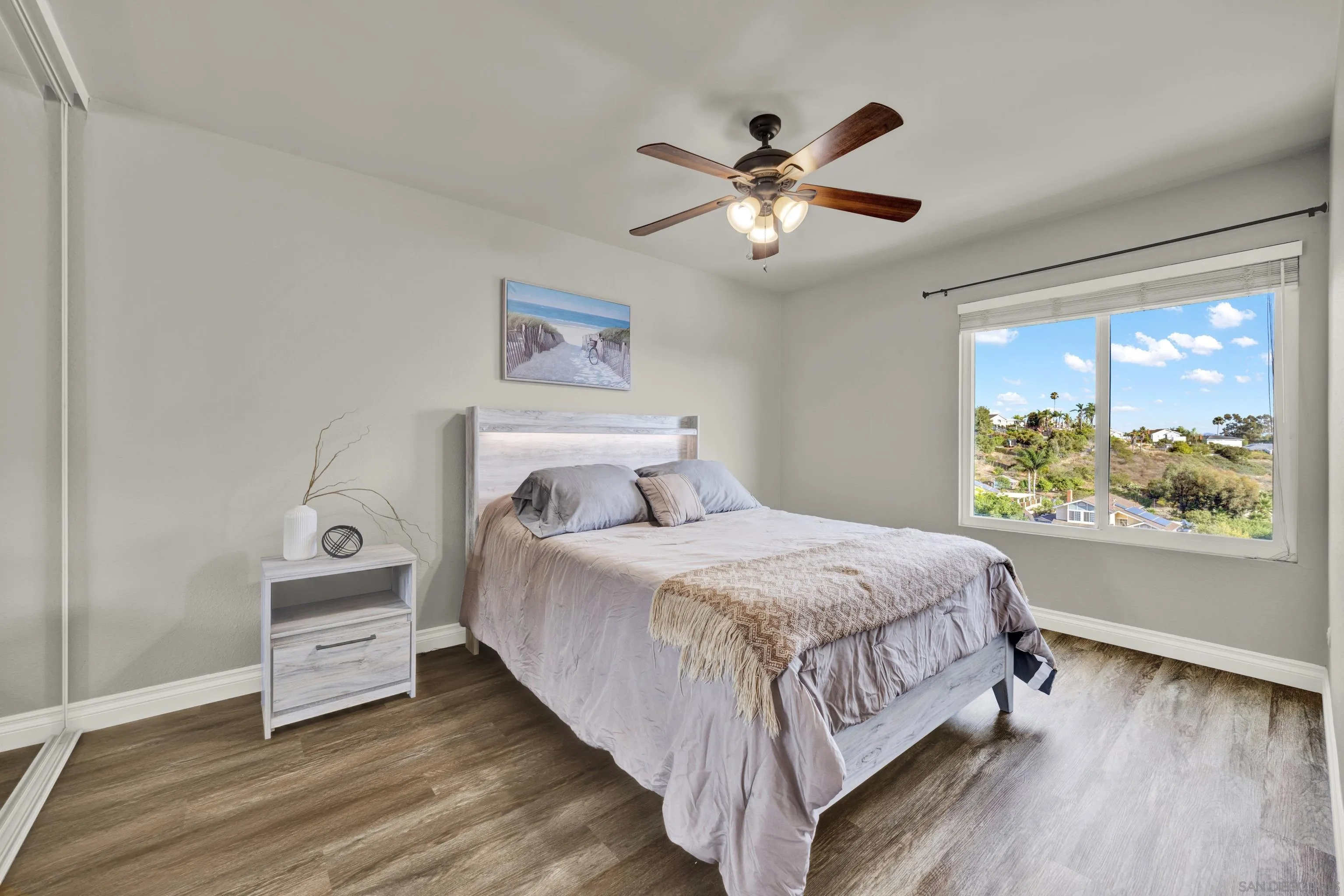 https://cdn.realtyfeed.com/cdn/127/250038767/974b5d43d7cb018a24a833835318dfa0.webp