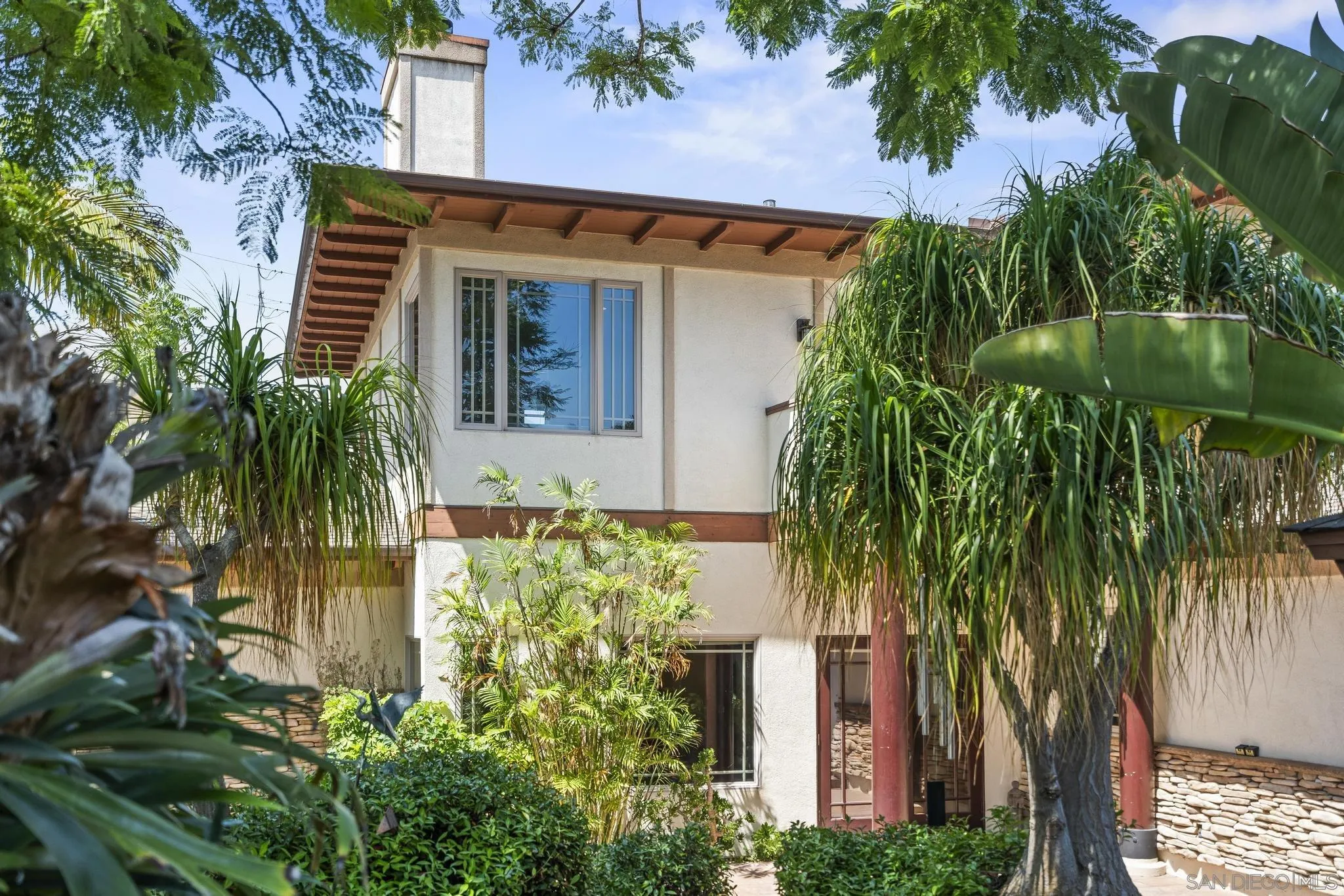 https://cdn.realtyfeed.com/cdn/127/250038773/09e4e6f15176656cf19ba7c25f72623a.webp