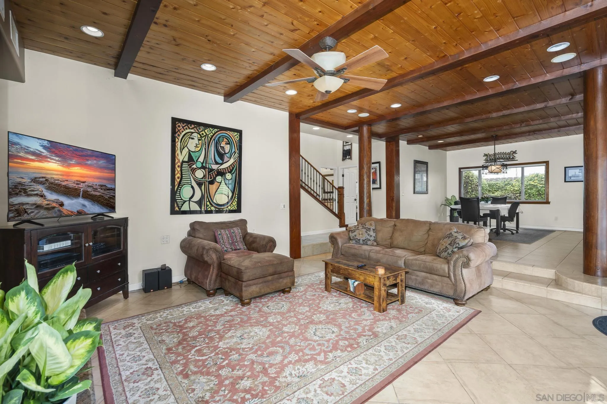 https://cdn.realtyfeed.com/cdn/127/250038773/d3973c868d4ea3da46c2599f104db4a3.webp
