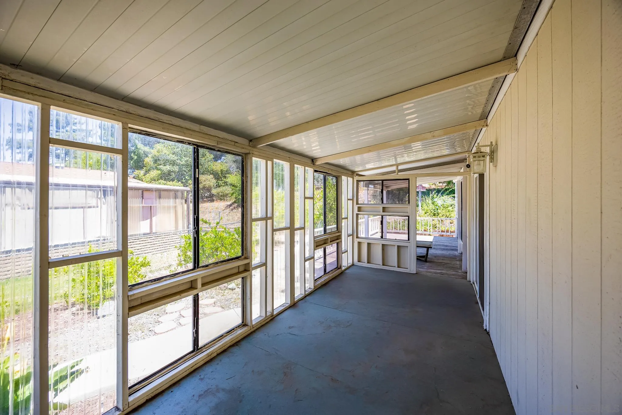 https://cdn.realtyfeed.com/cdn/127/250038779/120b25e7a1b531a734f19b72e5e6d175.webp