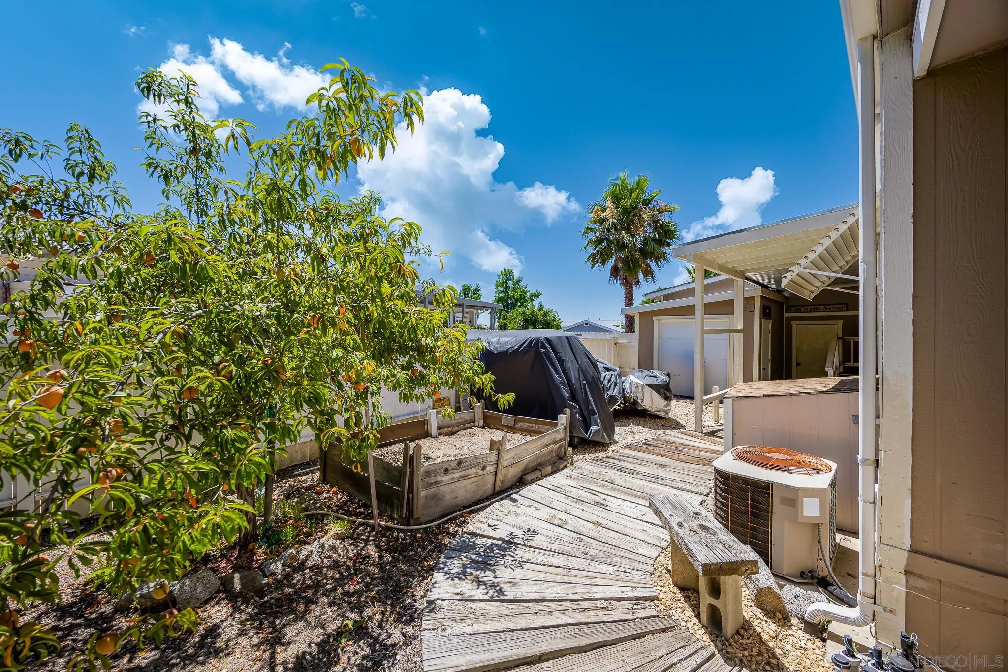https://cdn.realtyfeed.com/cdn/127/250038779/d387e497cba9ab8c3c6b0dd9c305f0c0.webp