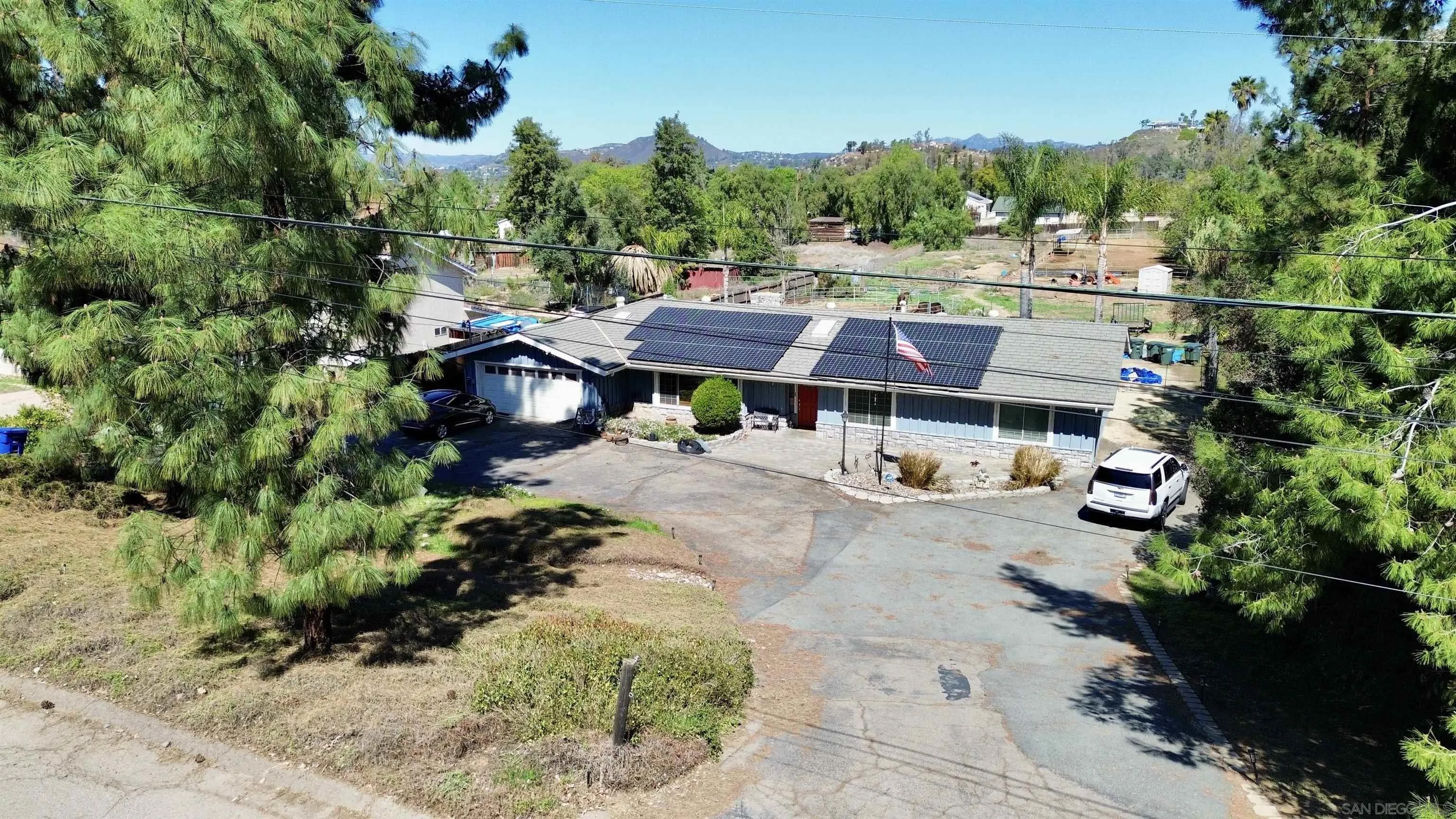 https://cdn.realtyfeed.com/cdn/127/250038784/abd9a39fc7283bd6e8b947ce79cdf4eb.webp