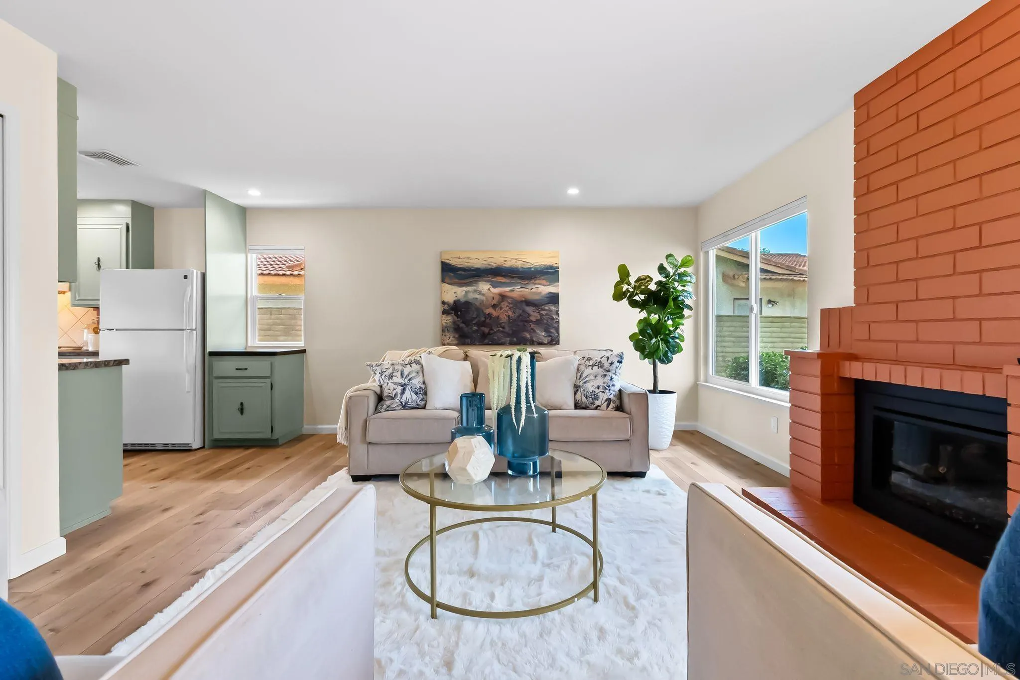 https://cdn.realtyfeed.com/cdn/127/250038786/30793a790ee94ab8e96e3a7bfd9b52f0.webp